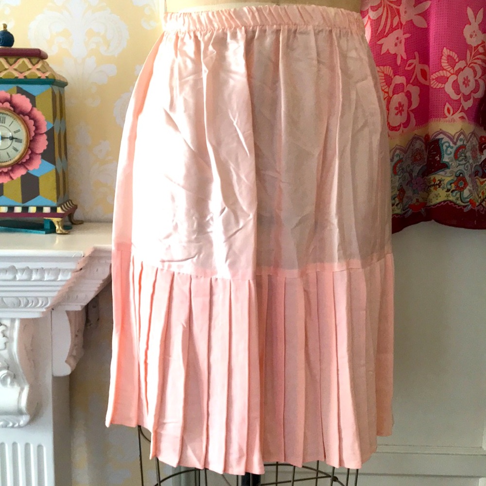Darling pale pink vintage slip/skirt, cottage chic, feminine, Boudoir,PLEATS !